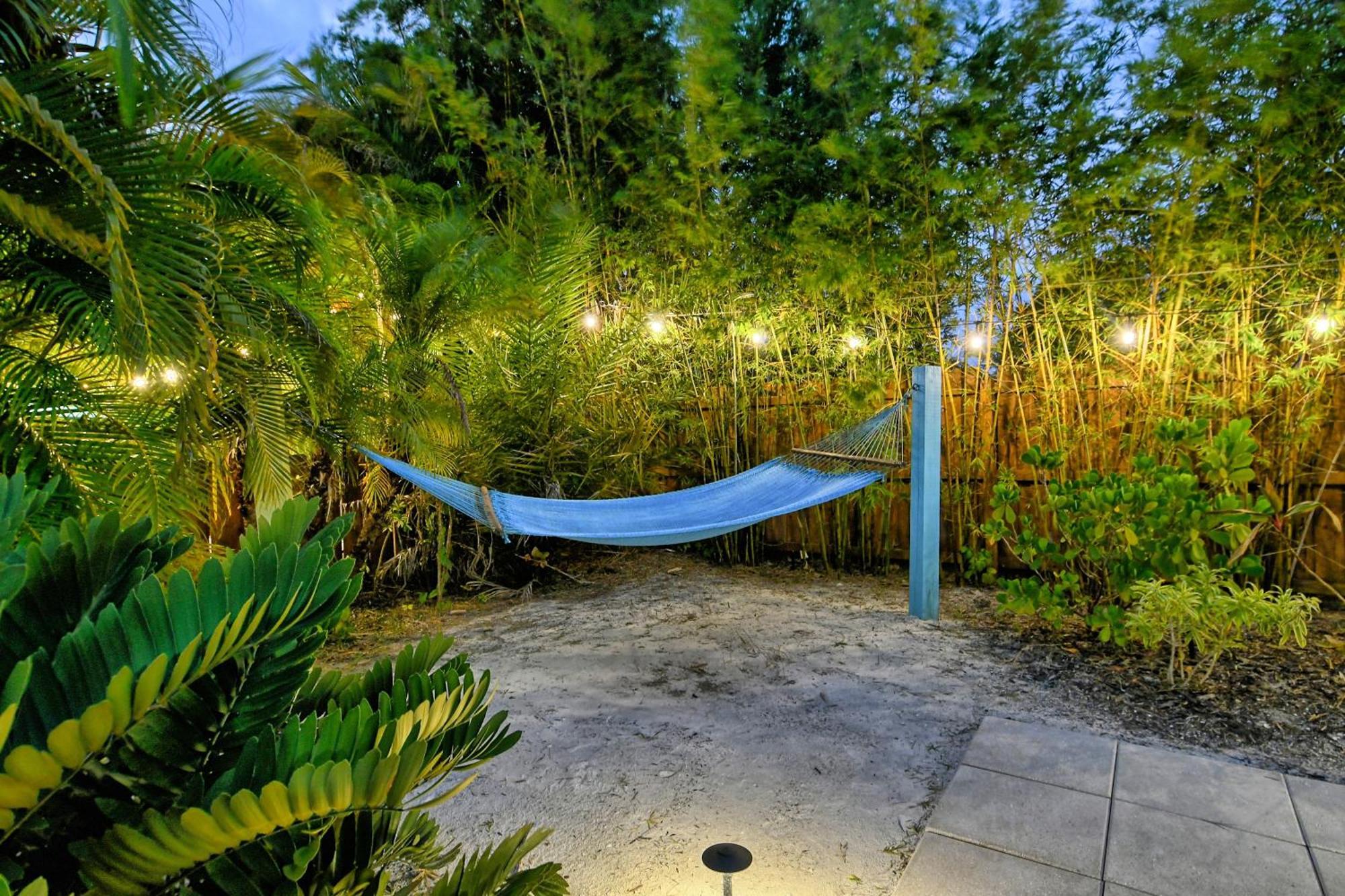 Siesta Key Palms Resort Sarasota Zewnętrze zdjęcie